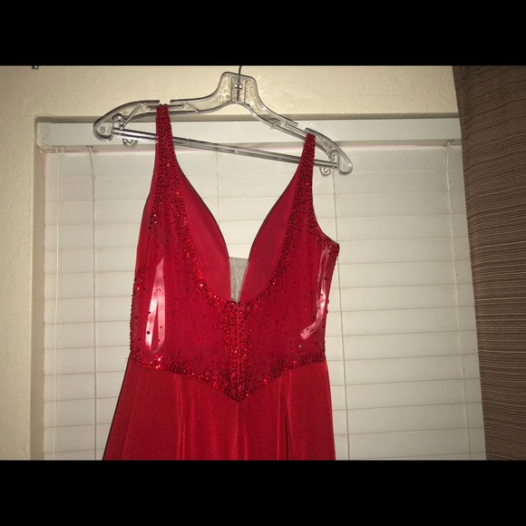 PROM DRESS - Picture 2 of 9